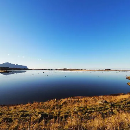Lofoten Ocean View - Sandoy Gard Apartment